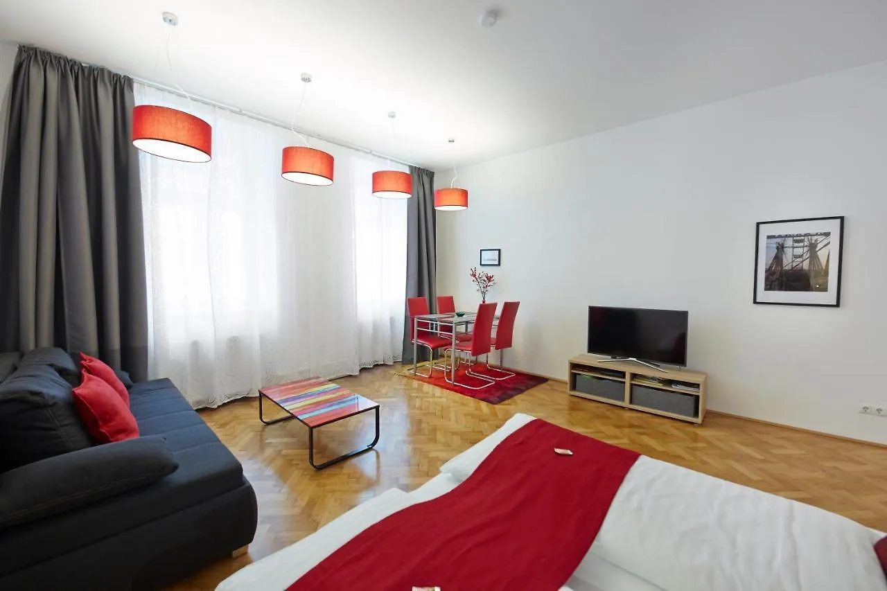 Stadthalle - Familycityapartment Vienne 0*,