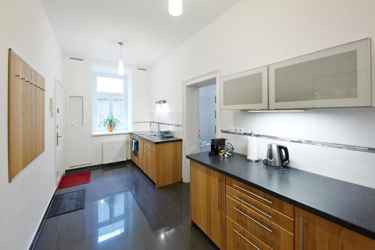 Daire Stadthalle - Familycityapartment Viyana